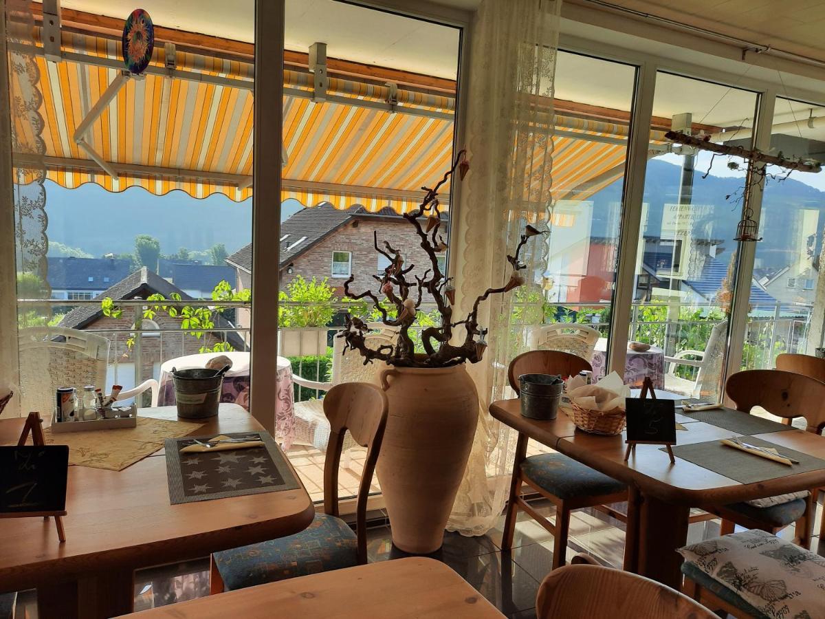 Gaestehaus Moselblick Trittenheim Εξωτερικό φωτογραφία