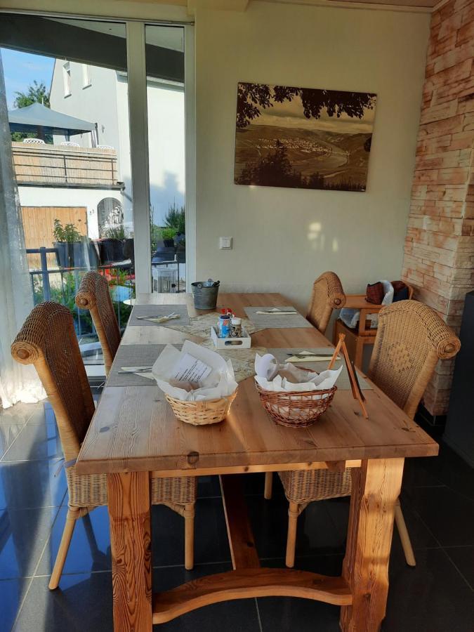 Gaestehaus Moselblick Trittenheim Εξωτερικό φωτογραφία